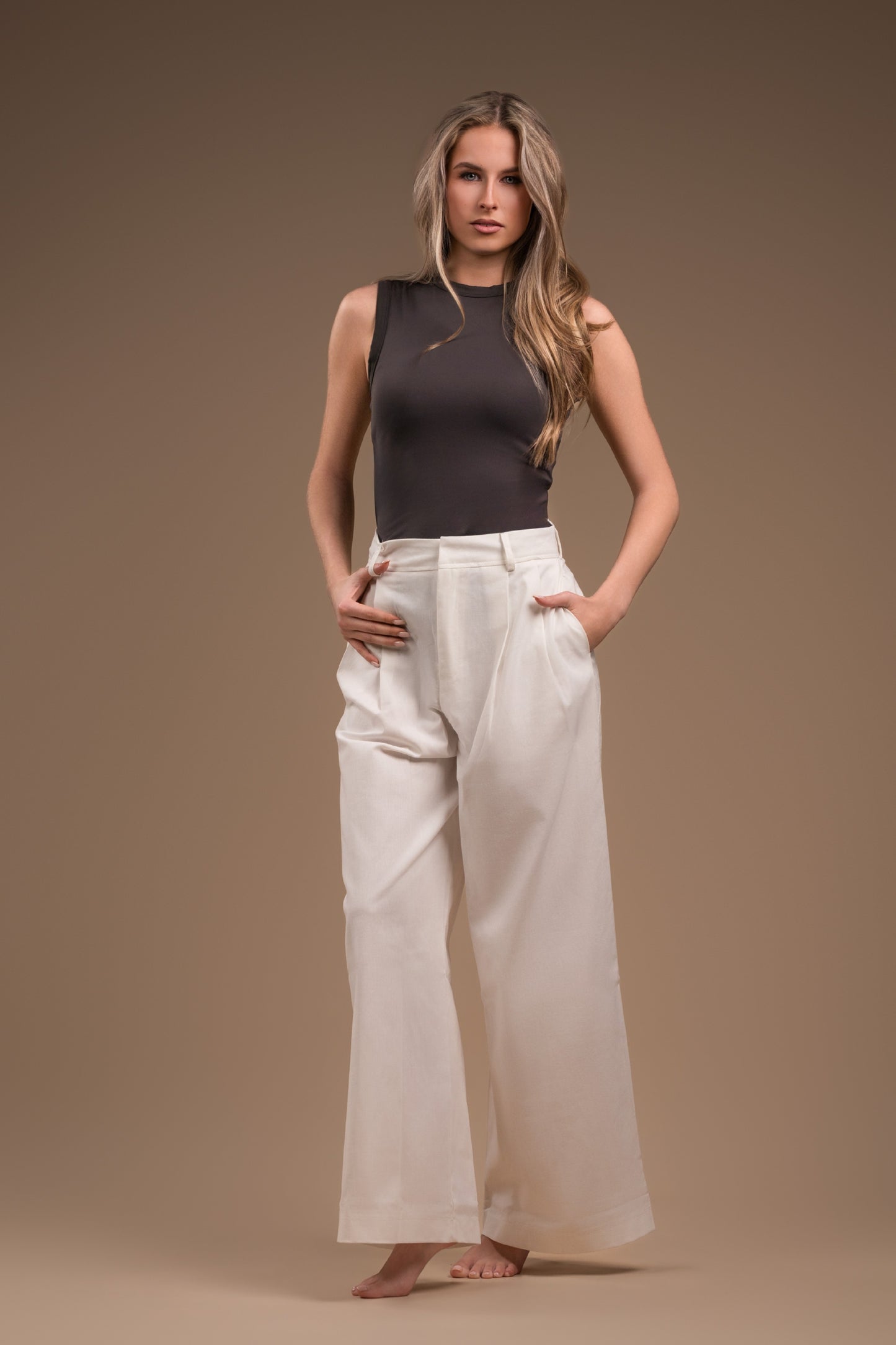 PADDED LULU ROUND NECK TOP