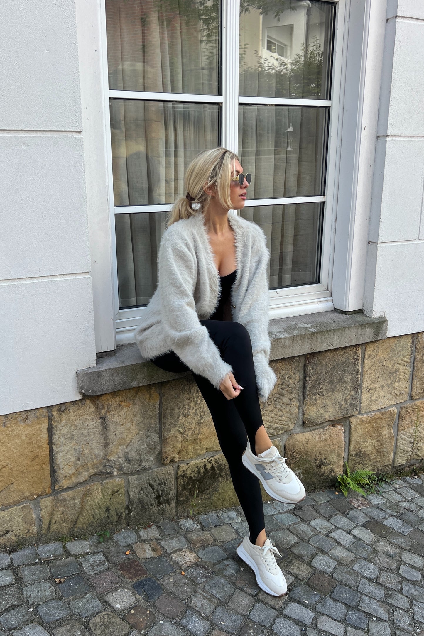 LULU - STIRRUP LEGGING