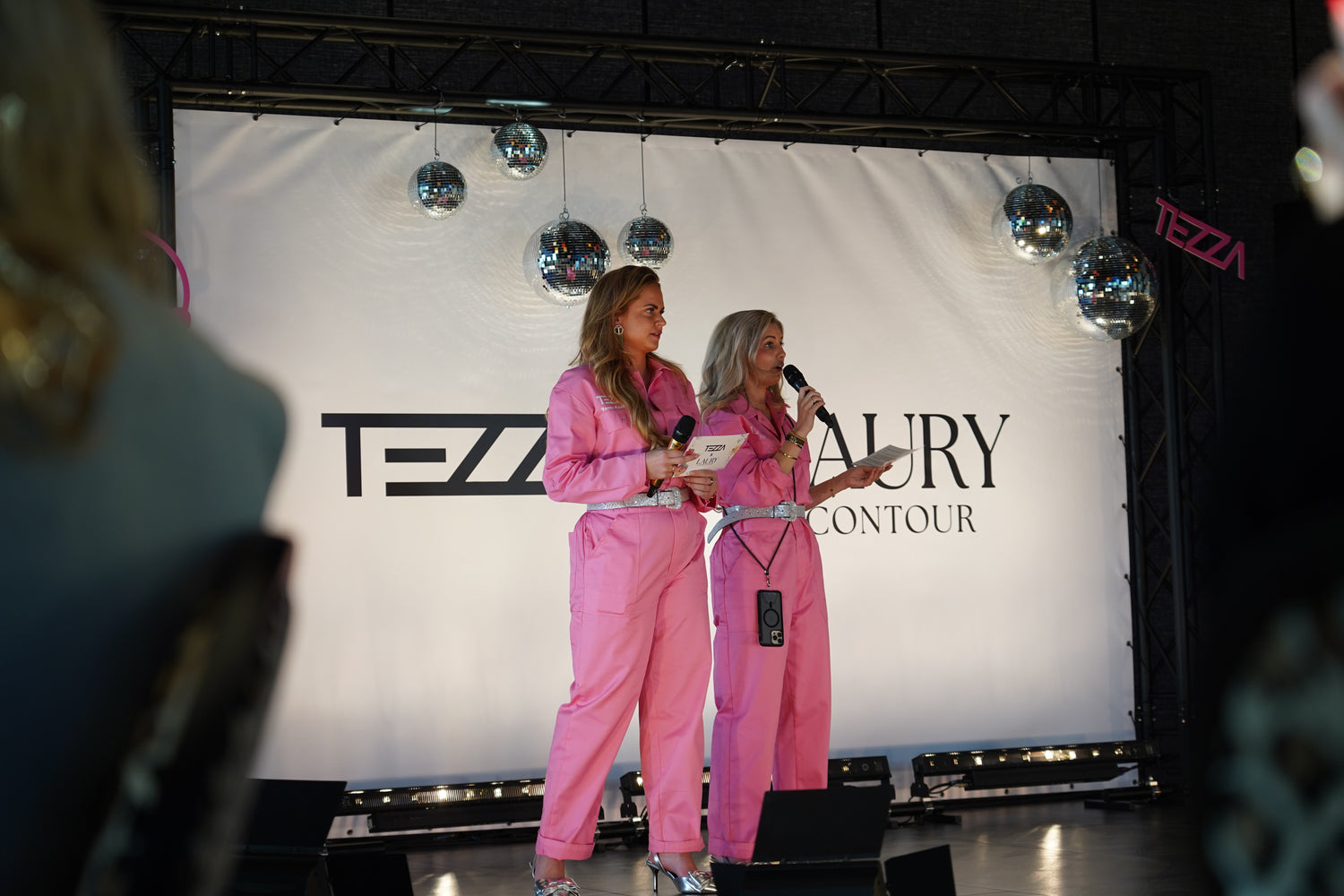 TEZZA X LAURY CONTOUR FASHION SHOW